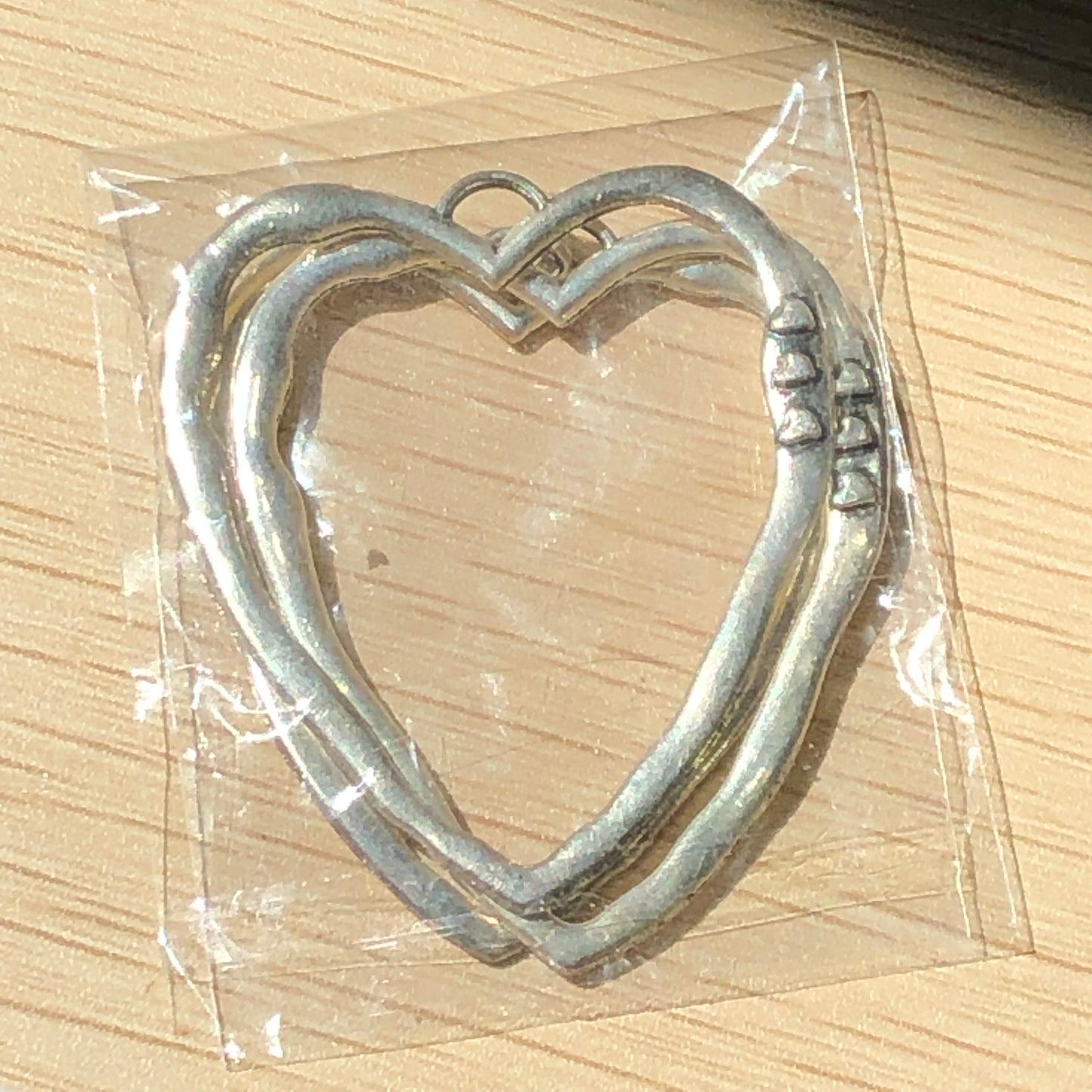 Bead and charm jewellery making bundle 08 with hearts