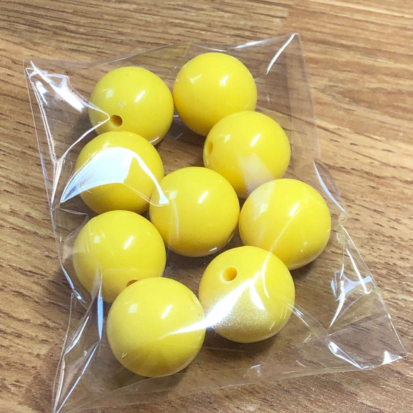 Yellow bead and charm bundle pack 01