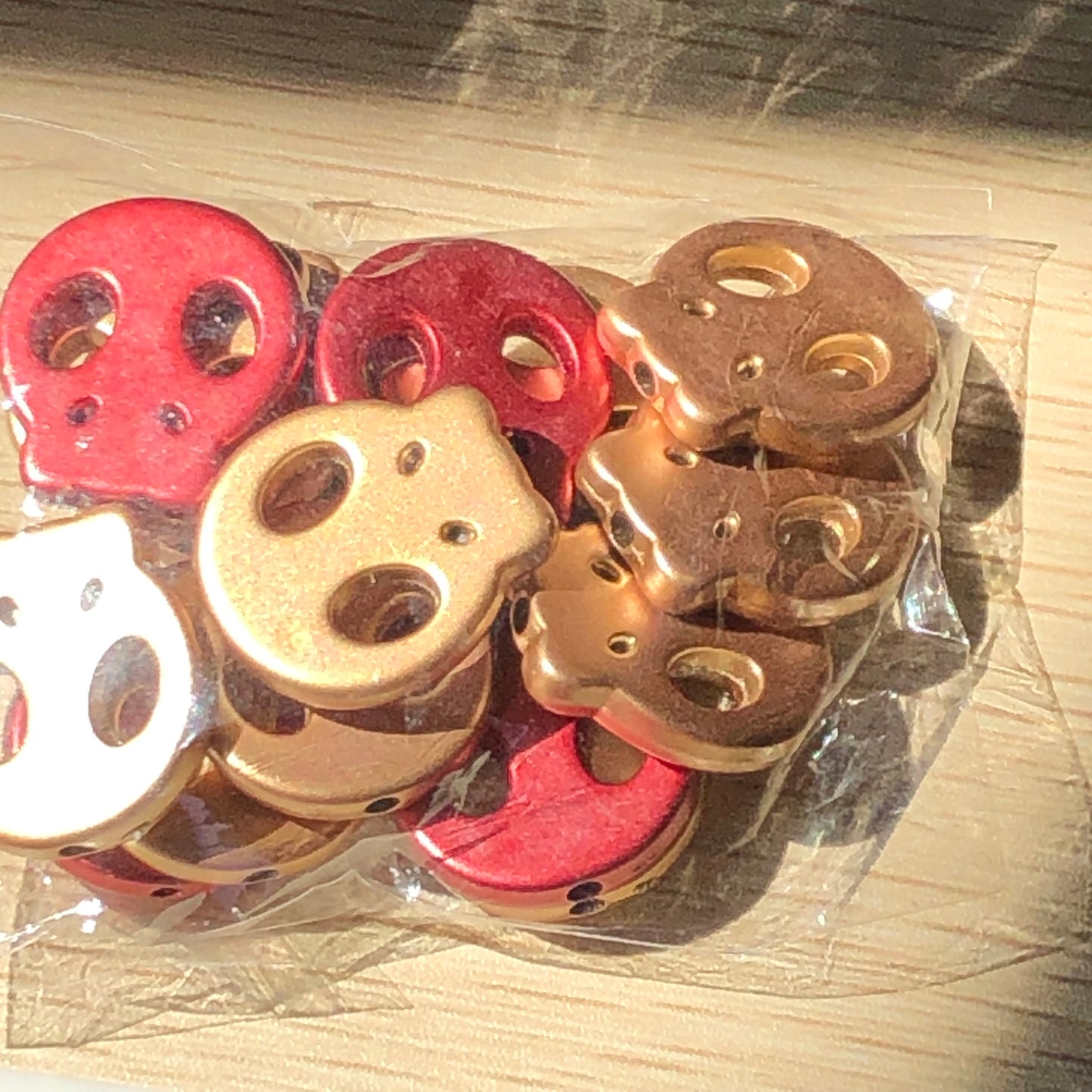 Bead and charm jewellery making bundle 09 with skulls