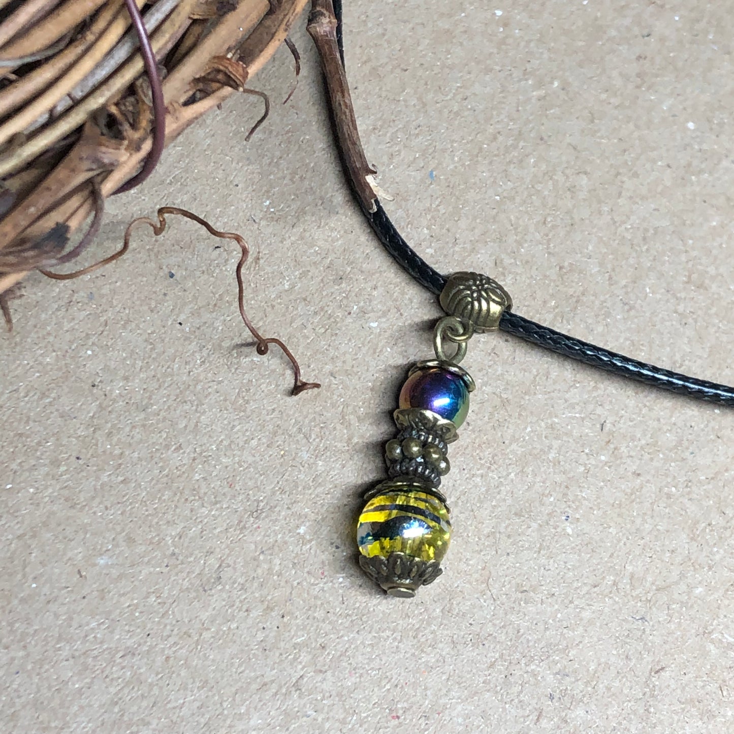 Penelope - Crackle glass necklace and earrings set