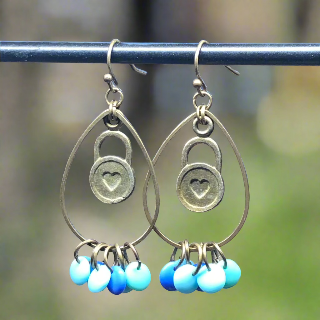 Pomona - Blue glass disc heart hoop earrings