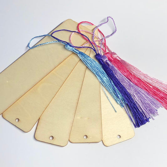 Spring coloured wooden bookmark kit