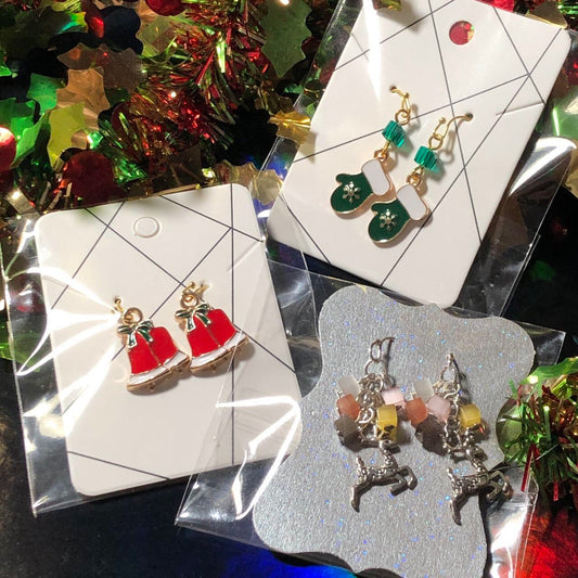 Three pairs Christmas earrings Mittens, Reindeer and Hats