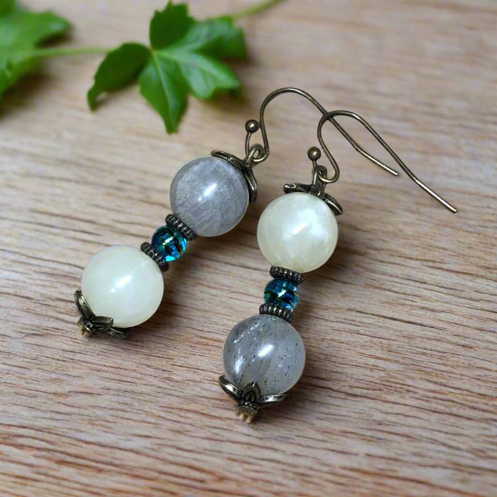 Caoimhe - Yellow Jade and Labradorite earrings