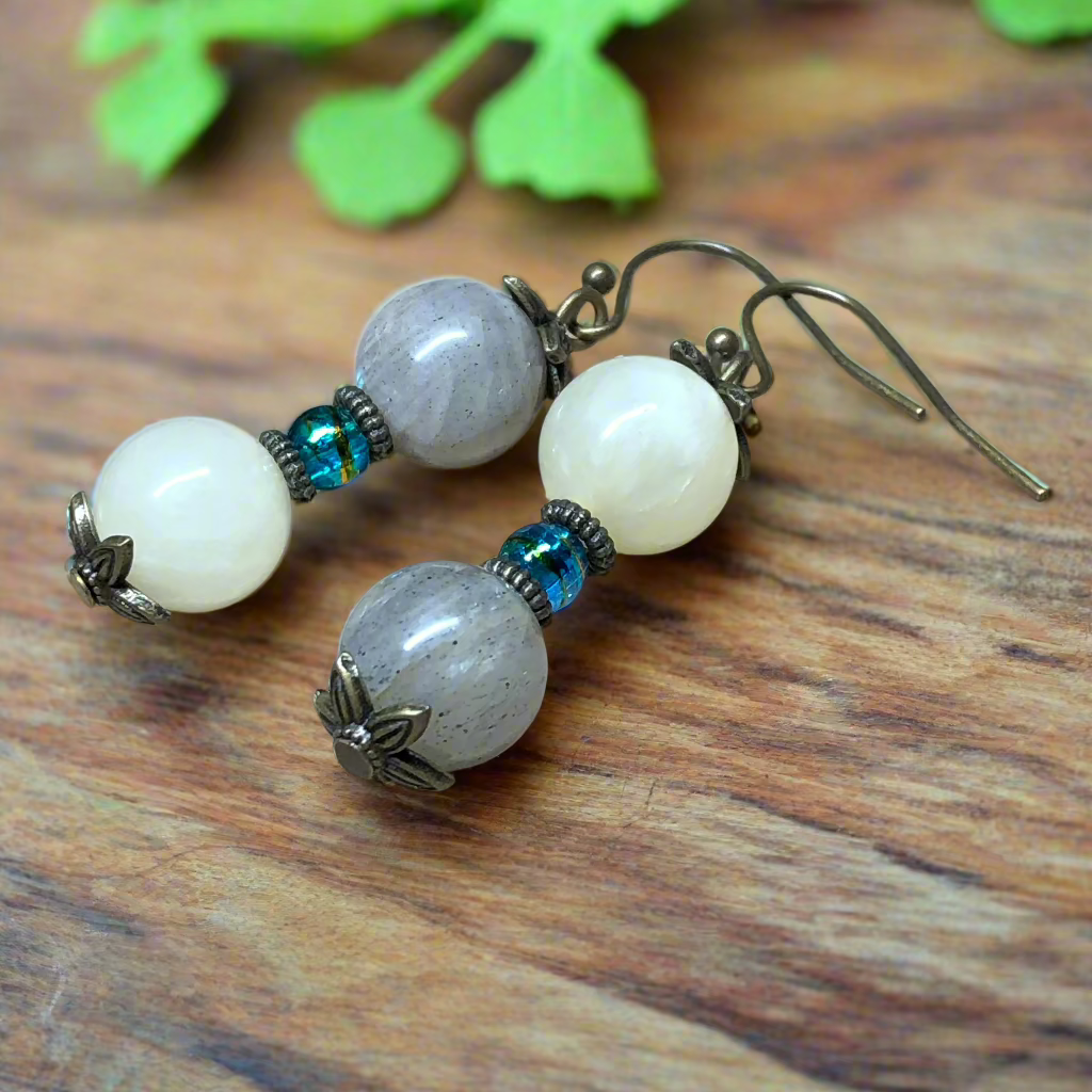 Caoimhe - Yellow Jade and Labradorite earrings