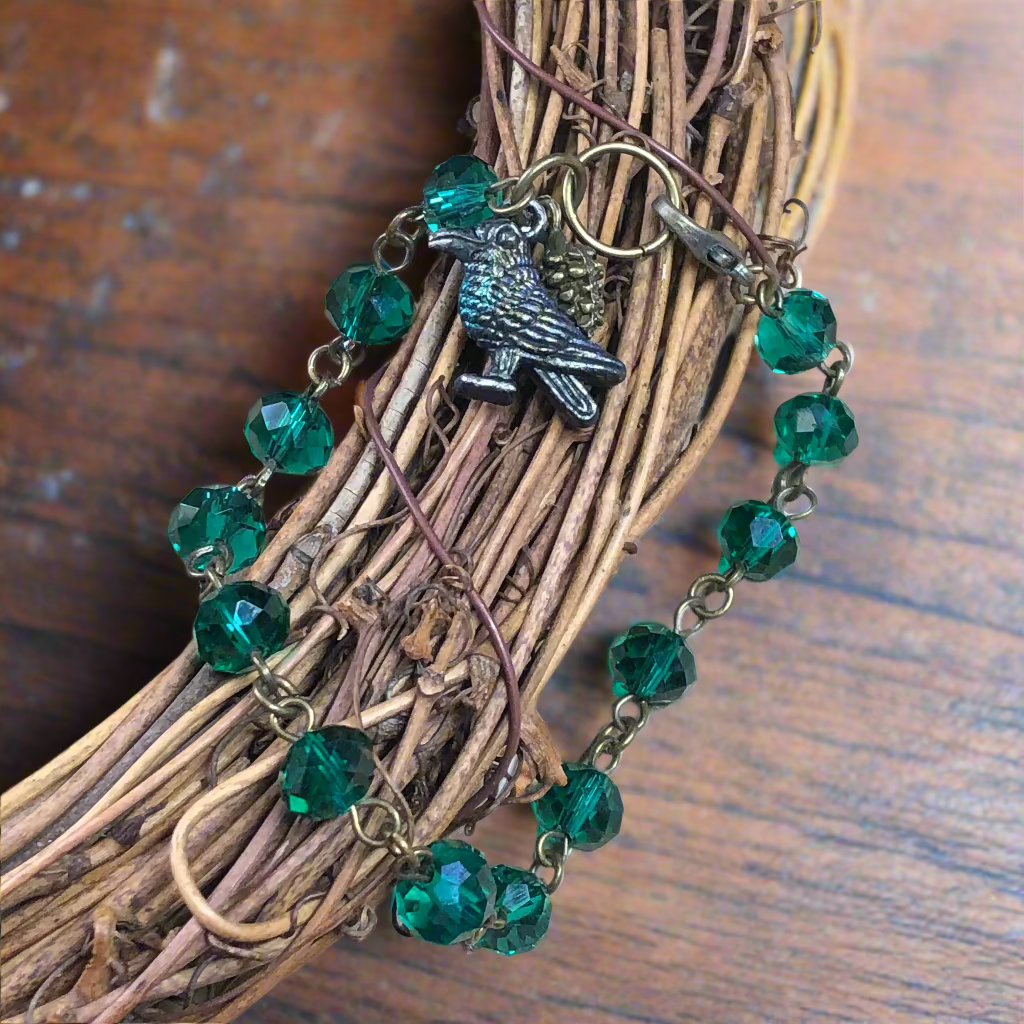 Raven - Emerald green crystal crown bracelet