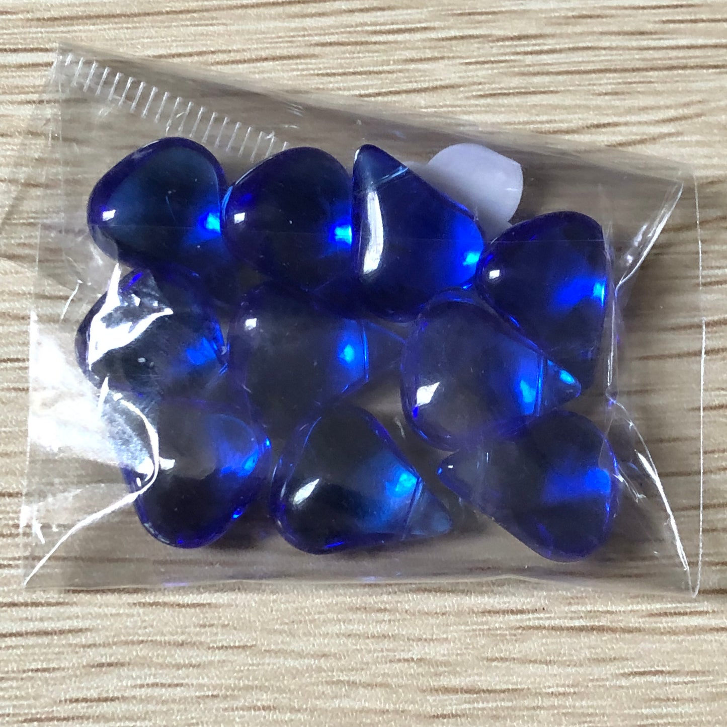 Bead and charm jewellery making bundle 06 with heart charm pendants