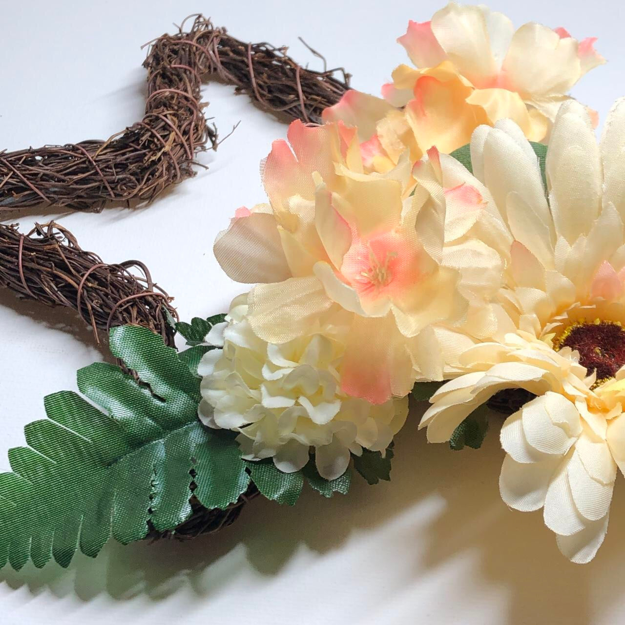 Willow floral hanging star decoration