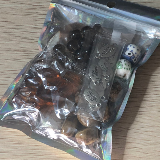 Bead and charm jewellery making bundle 07 with owls and ice lollies