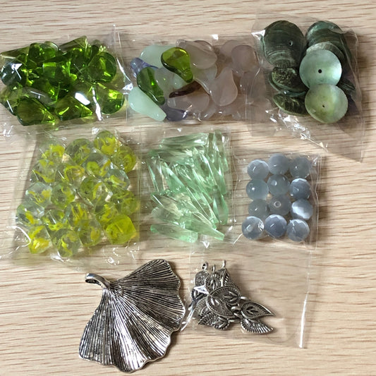 Bead and charm jewellery making bundle 13 with ginkgo and leaves