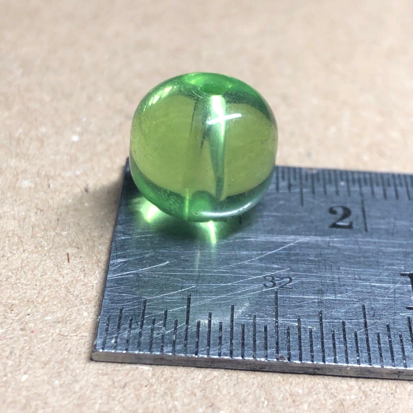 Green round glass beads 12mm