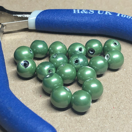 Fern green painted magnetic beads