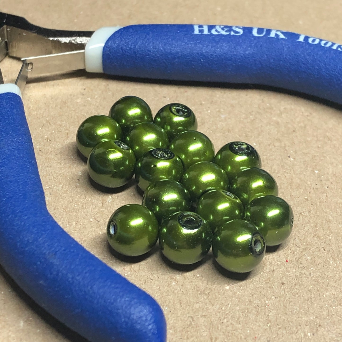 Khaki green painted magnetic beads