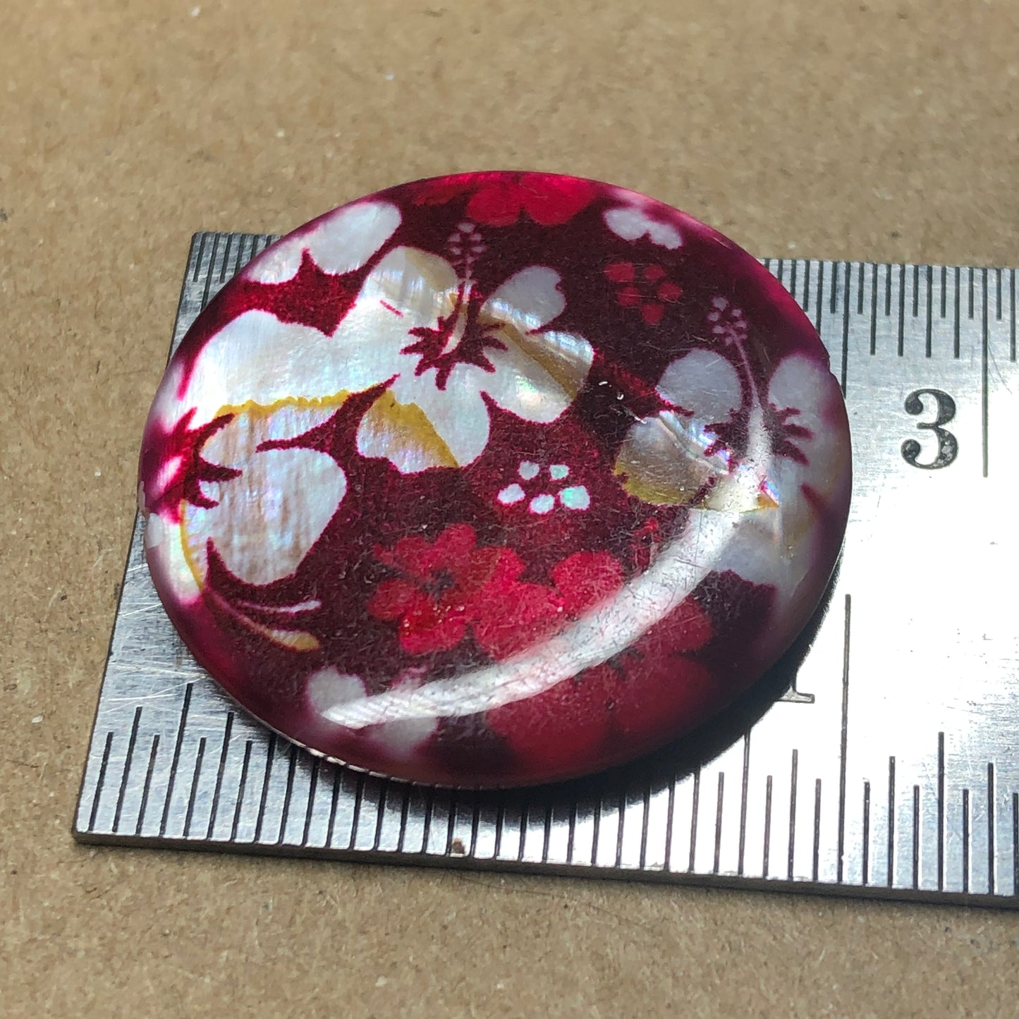 Red flower printed shell beads