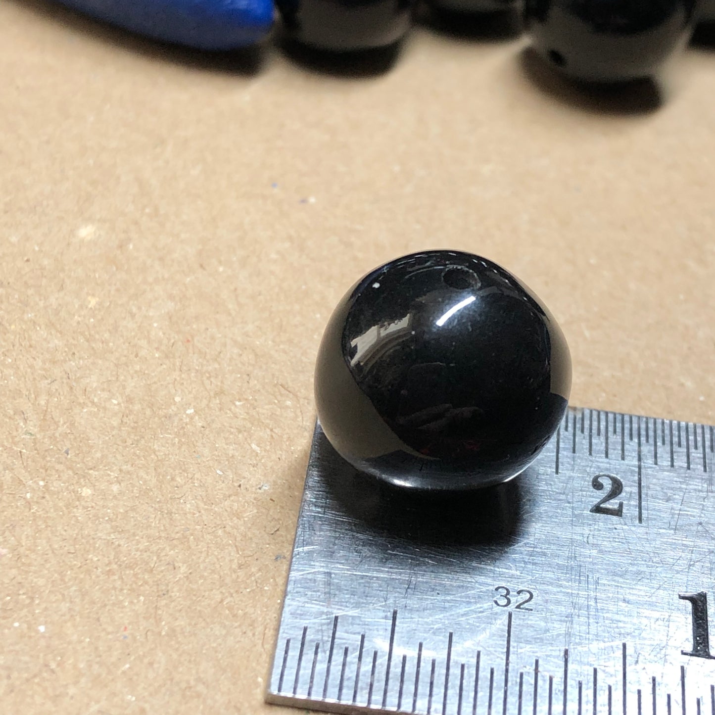 Black acrylic beads