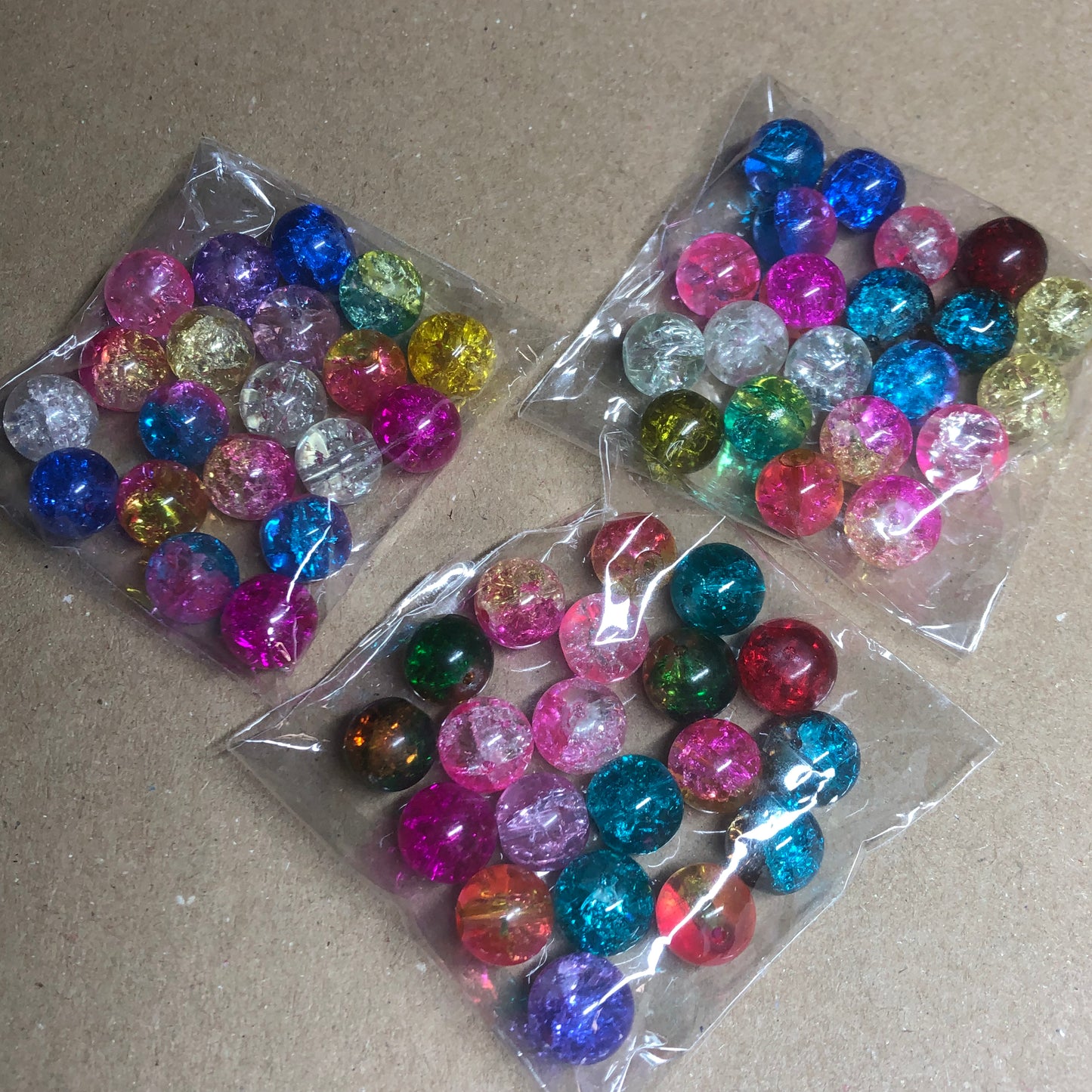 Mixed colour crackle glass beads