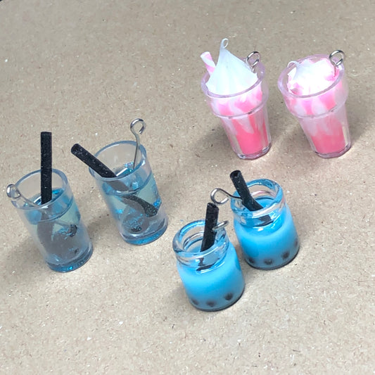 Six pink and blue ice cream sundae drink pendants