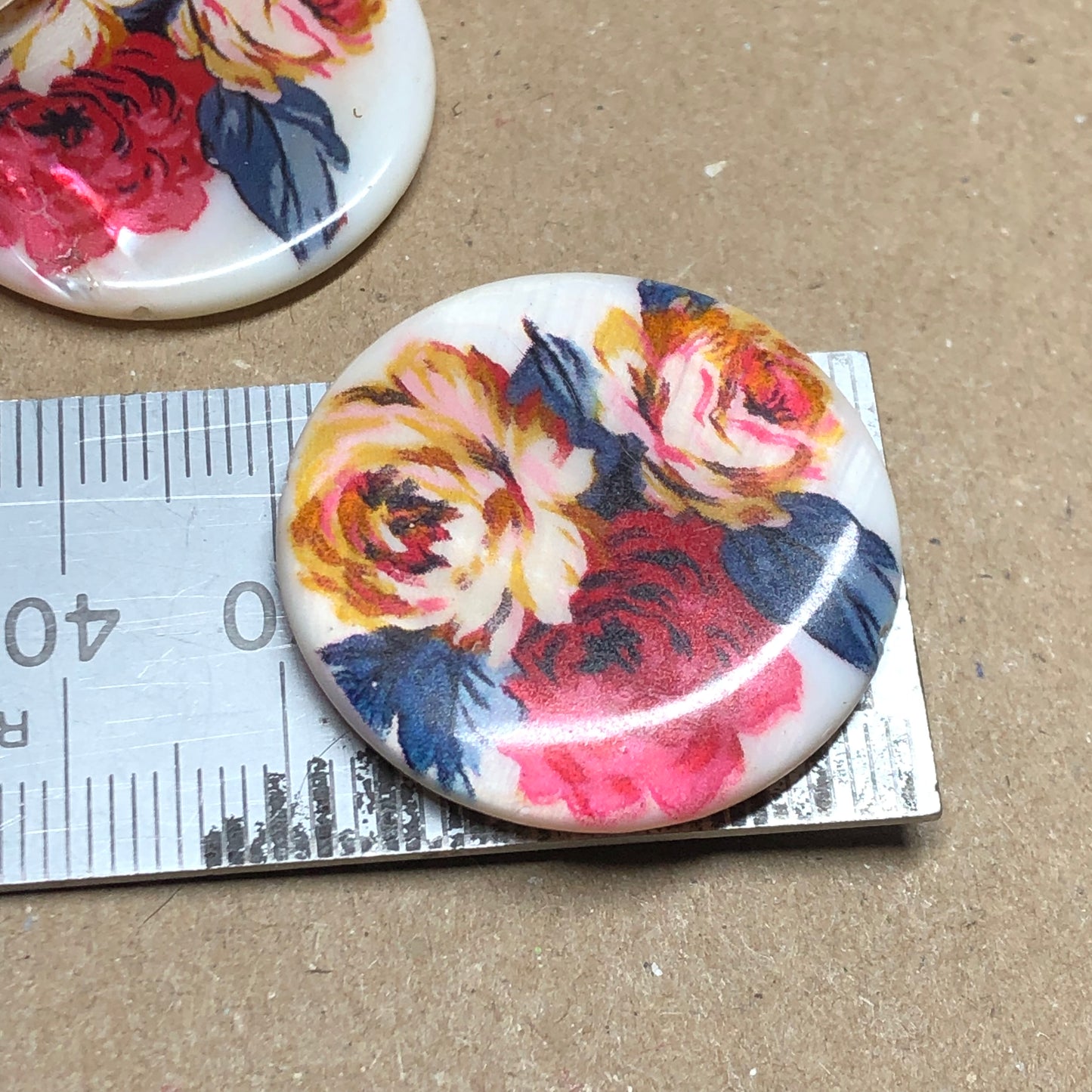 Rose floral printed shell beads