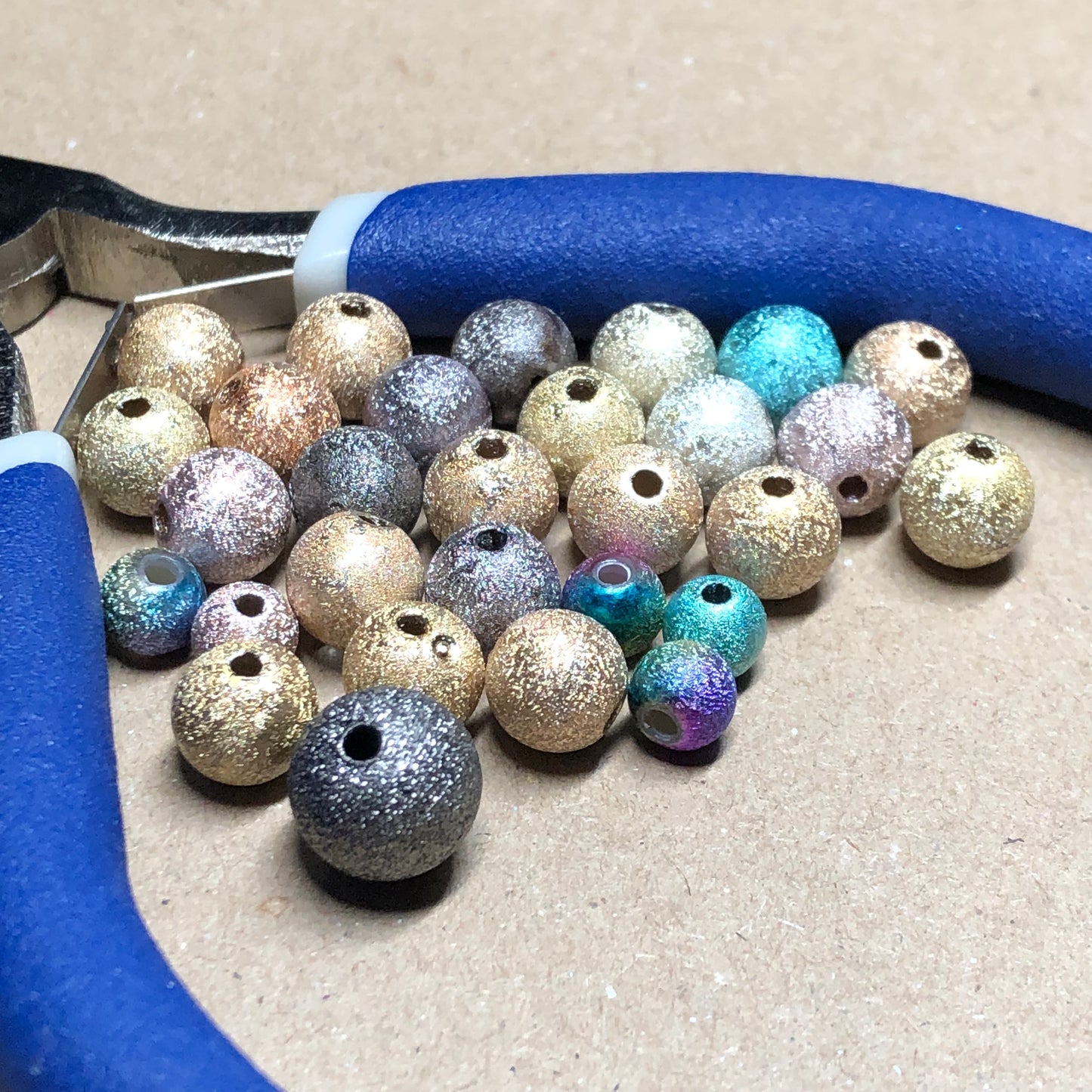 Mixed stardust acrylic beads