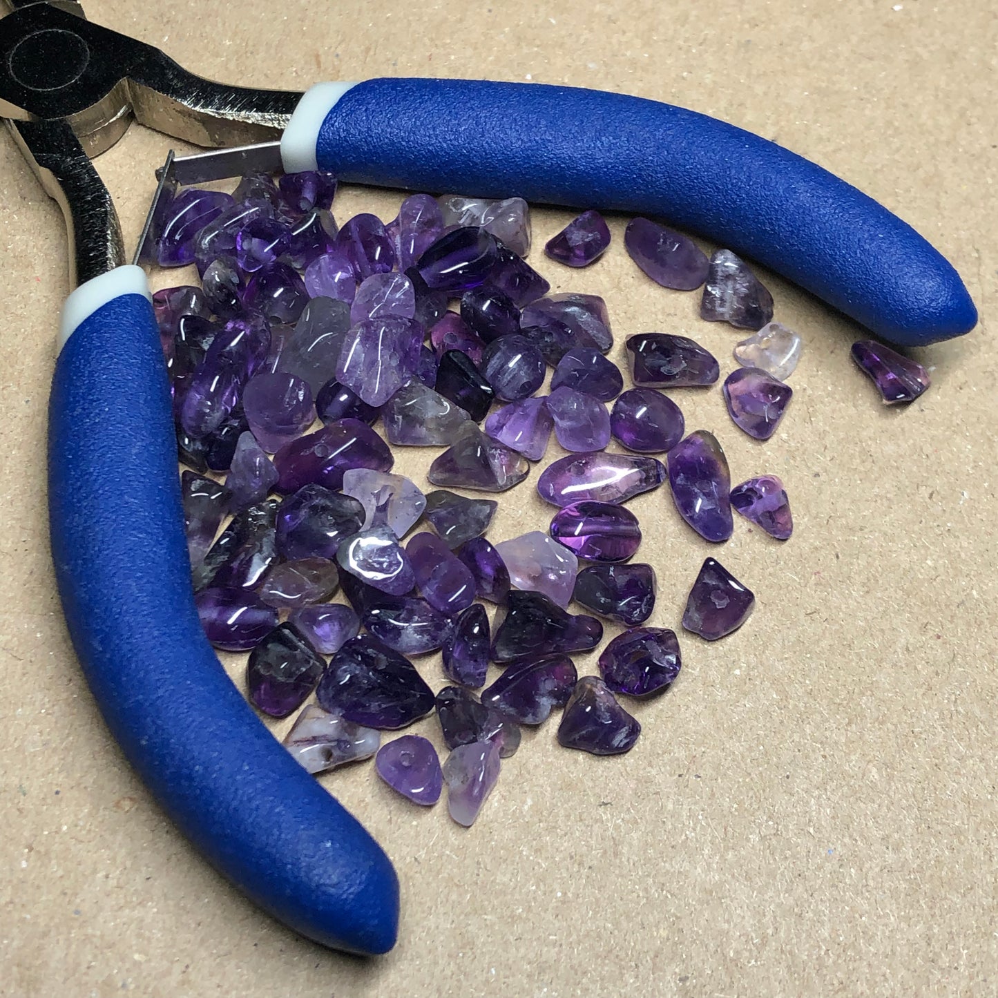 Amethyst chip beads