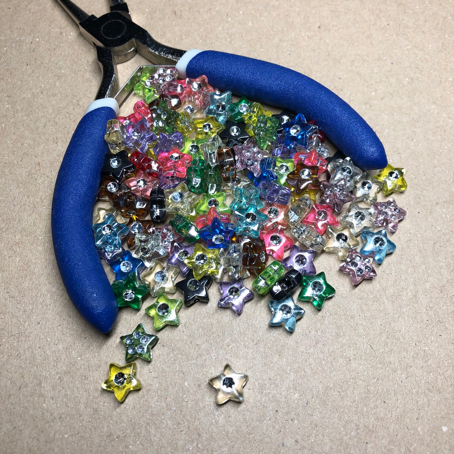 Rhinestone acrylic star beads