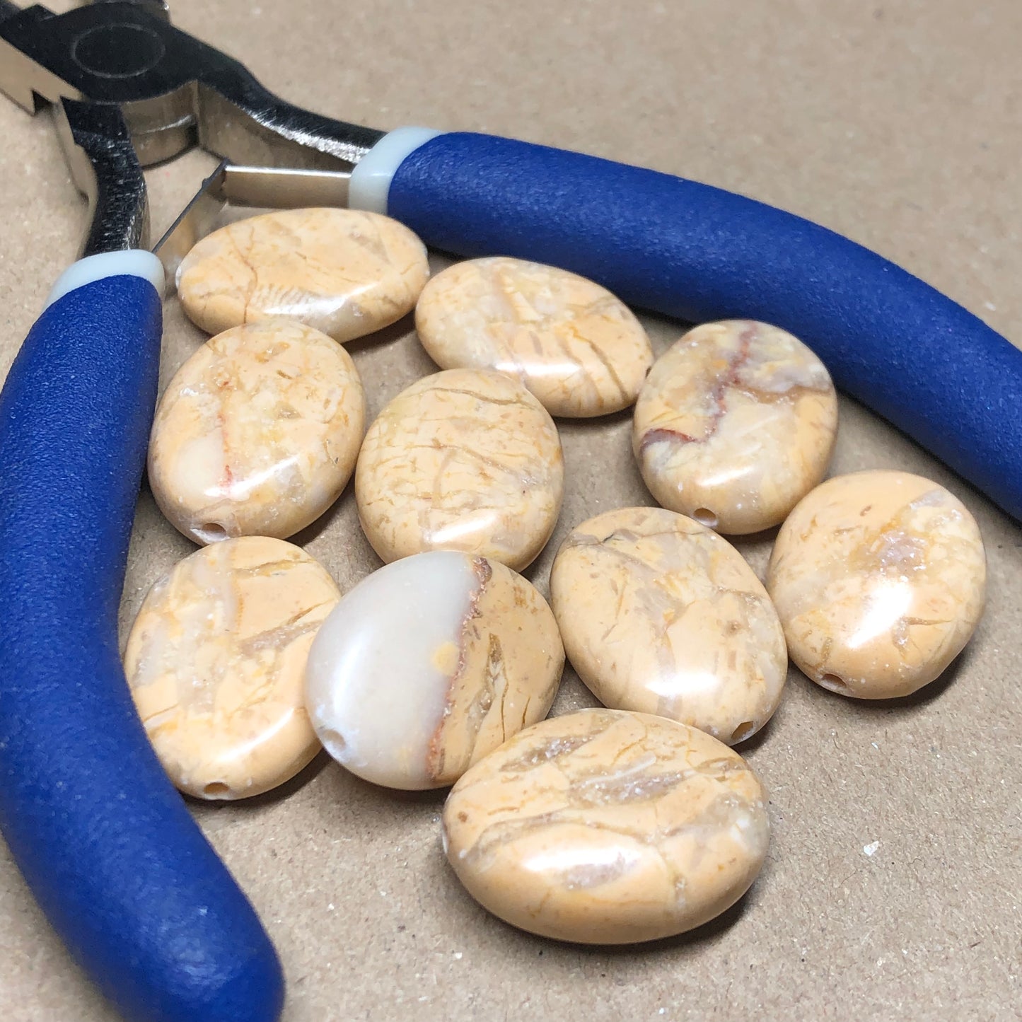 Faux sandstone beads