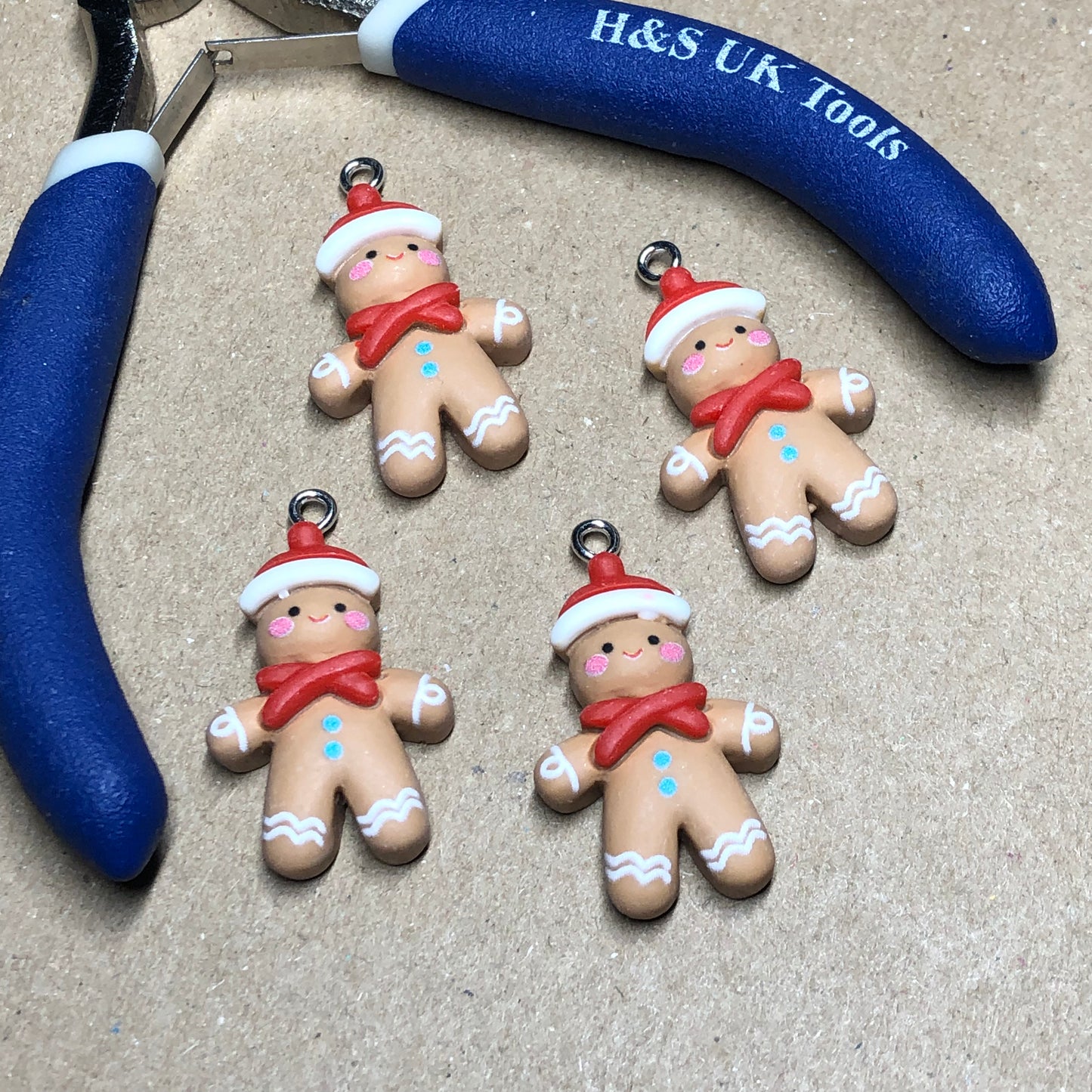 Gingerbread man resin charms