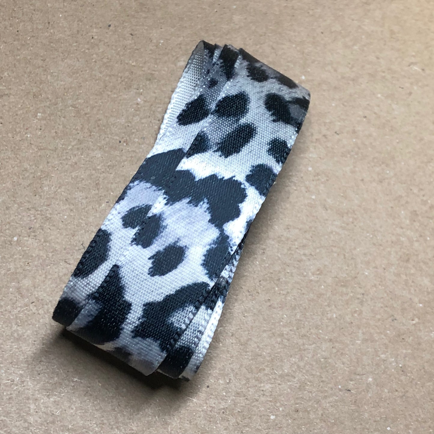 Grey cheetah print satin ribbon 92cm