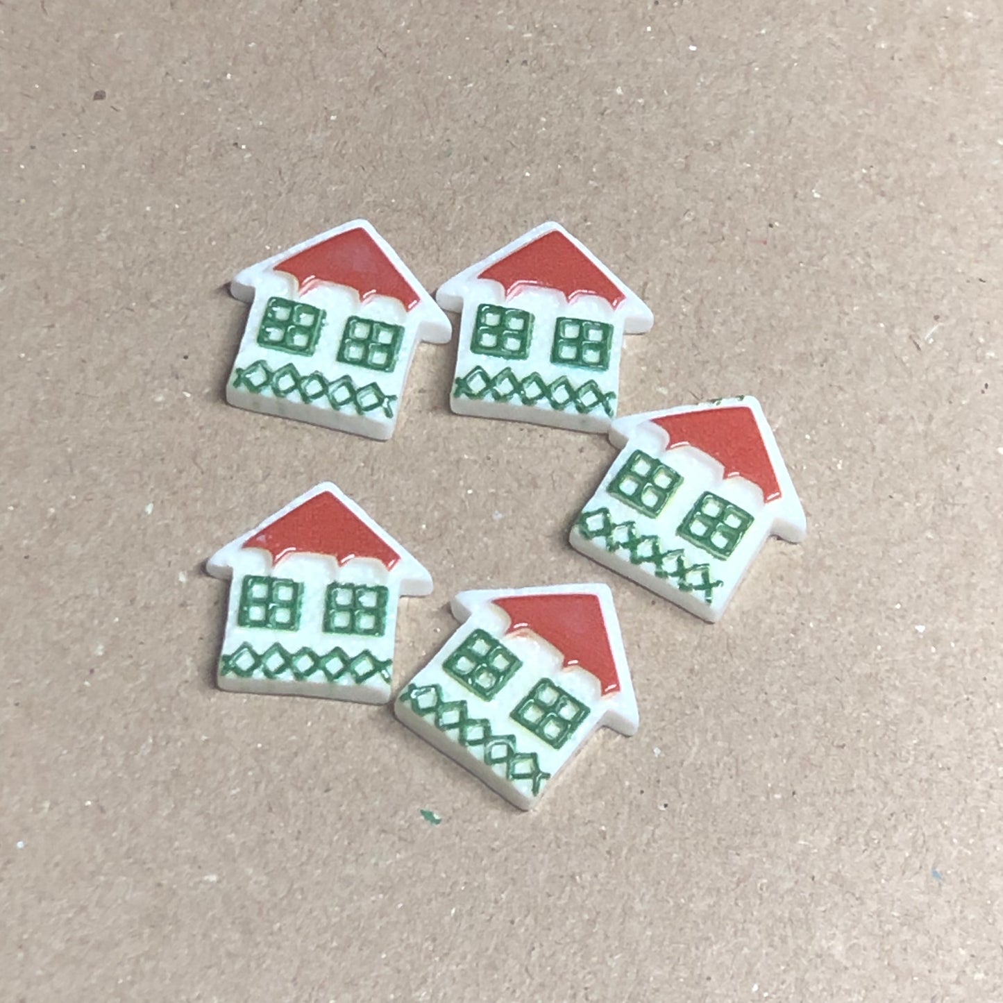 5 x craft charms gingerbread house