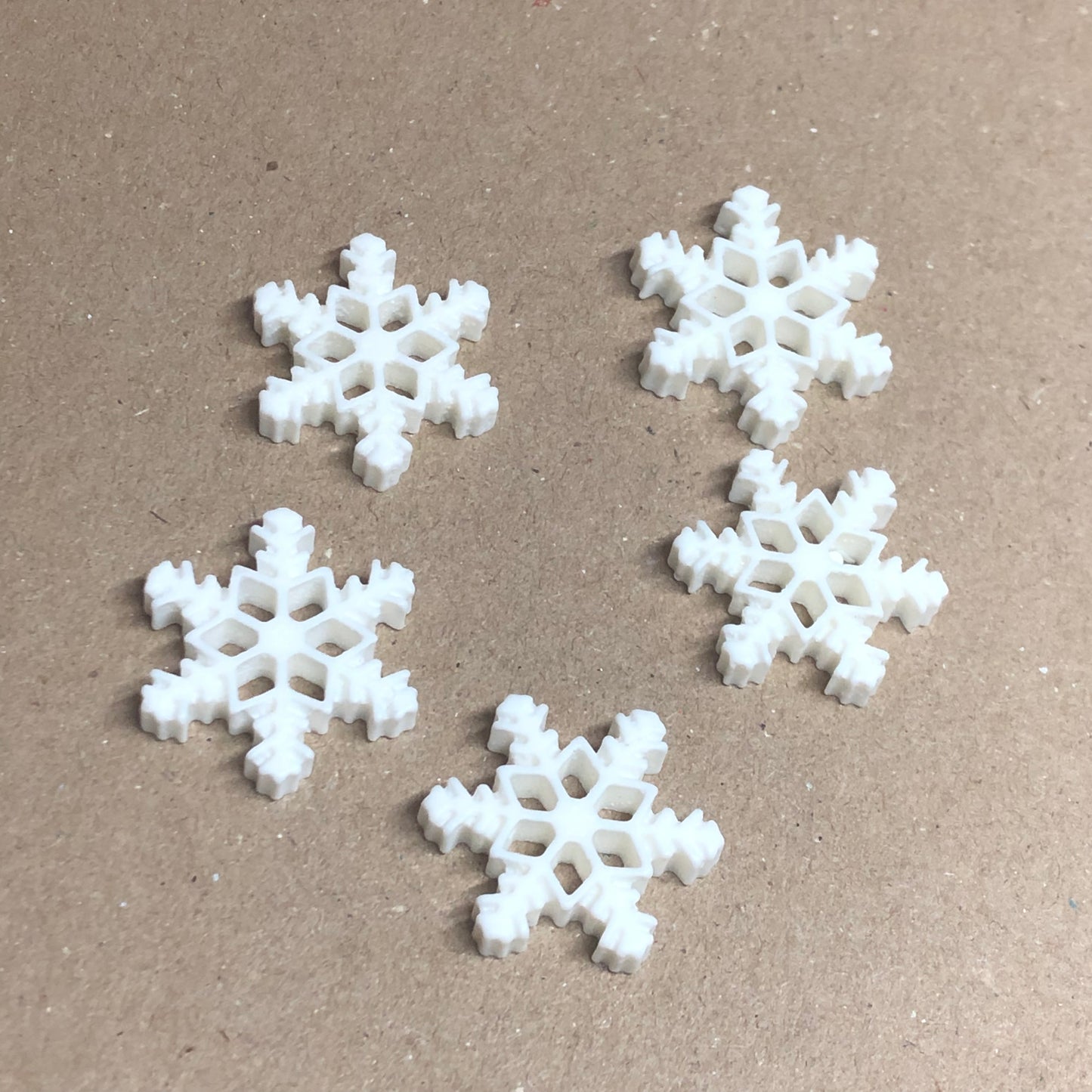 5 x craft charms snowflakes