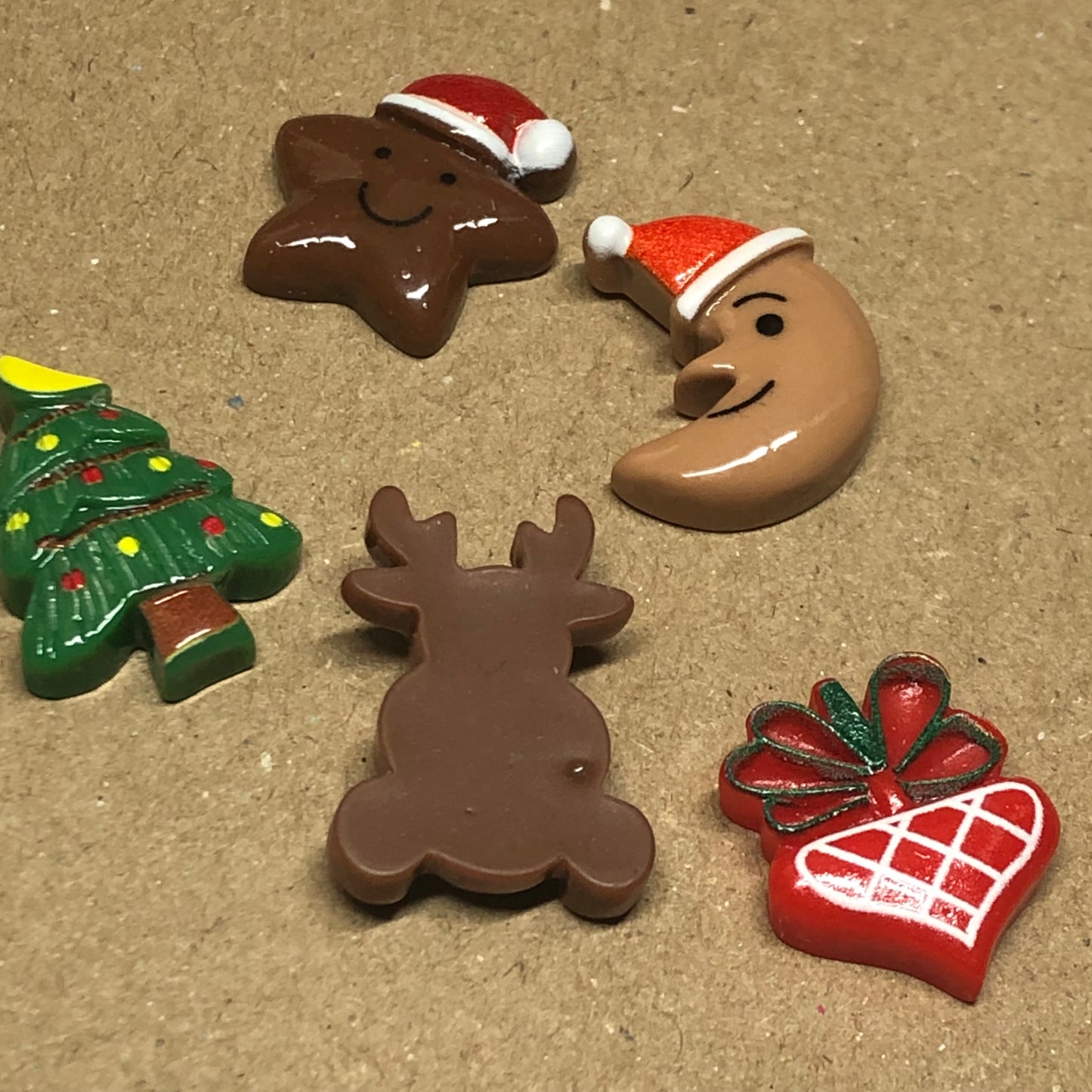 5 x cute Christmas craft charms