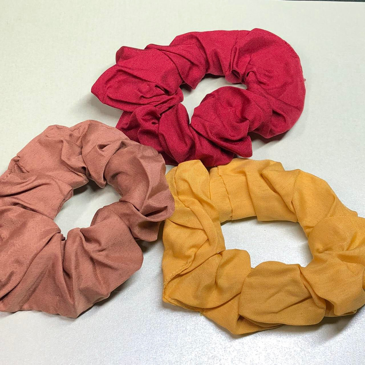 Warm colours hair scrunchy pack