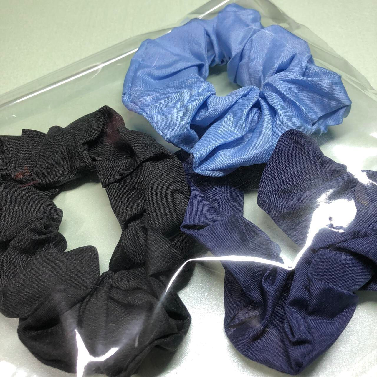 Plain hair scrunchy set