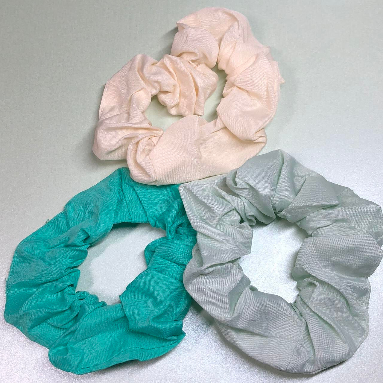 Lagoon coloured plain scrunchy set