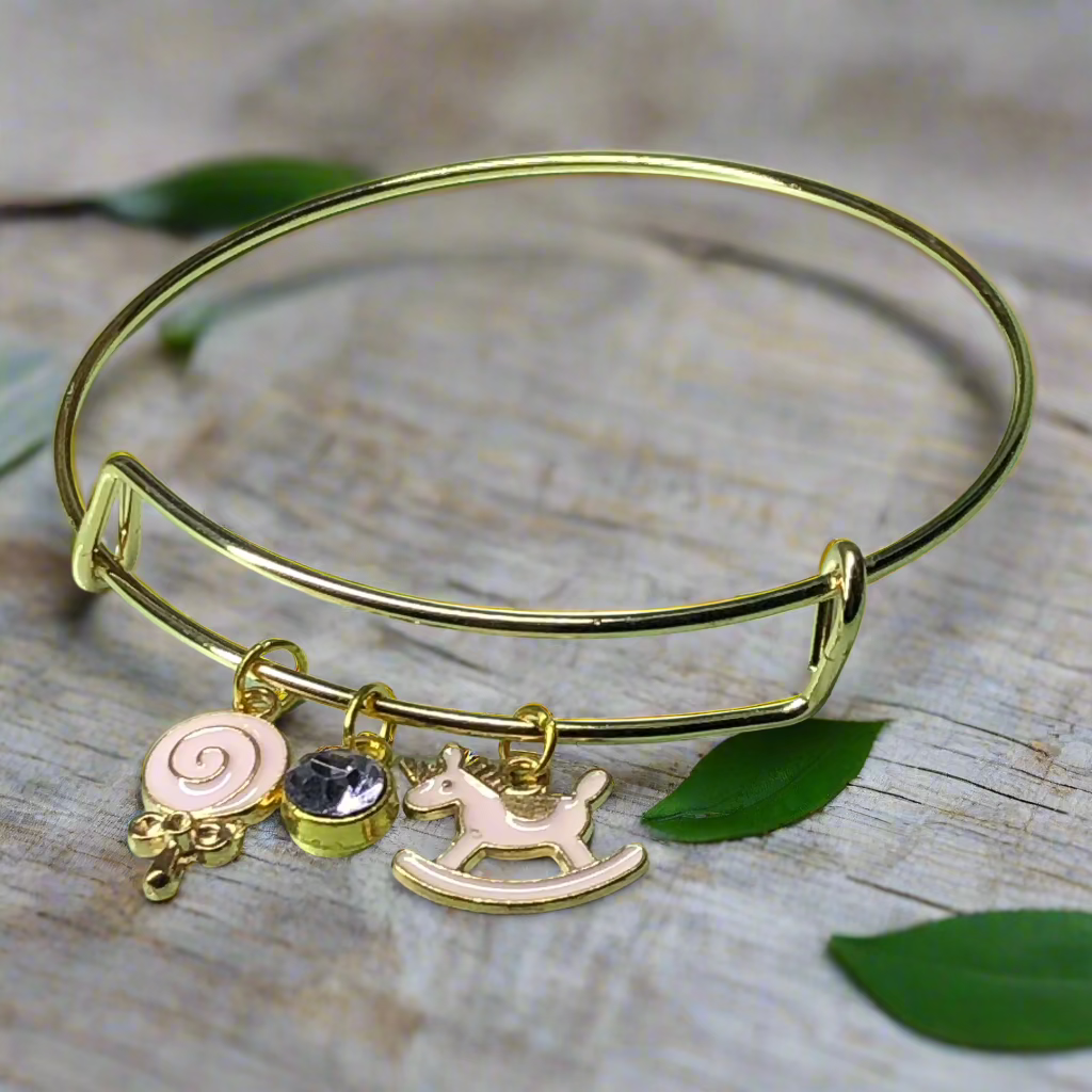 Customisable rocking horse expandable bangle