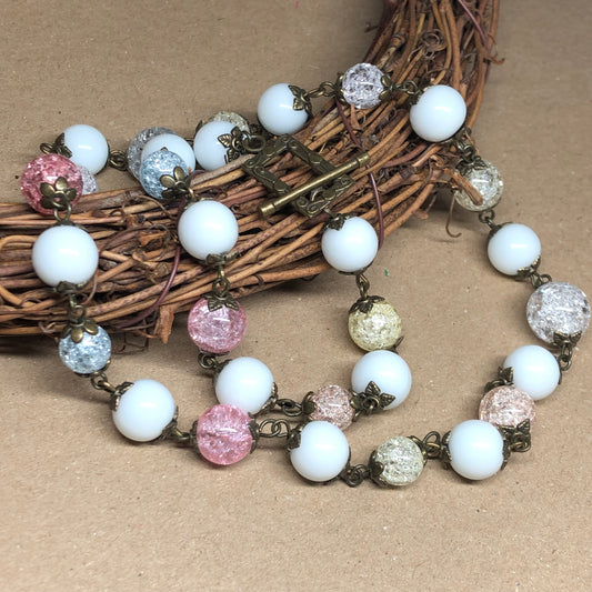 Pastel crackle and white glass necklace