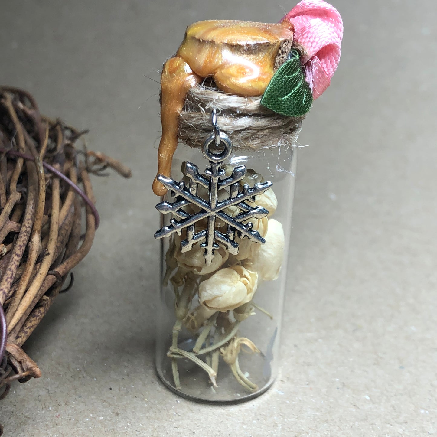 Snowflake floral decorative apothecary bottle