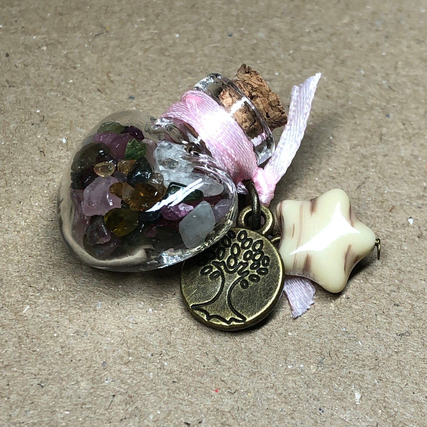 Ydrassil Fluorite star decorative heart bottle