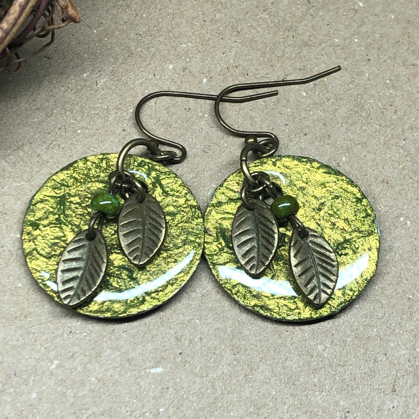 Green lightweight aluminium disc earrings