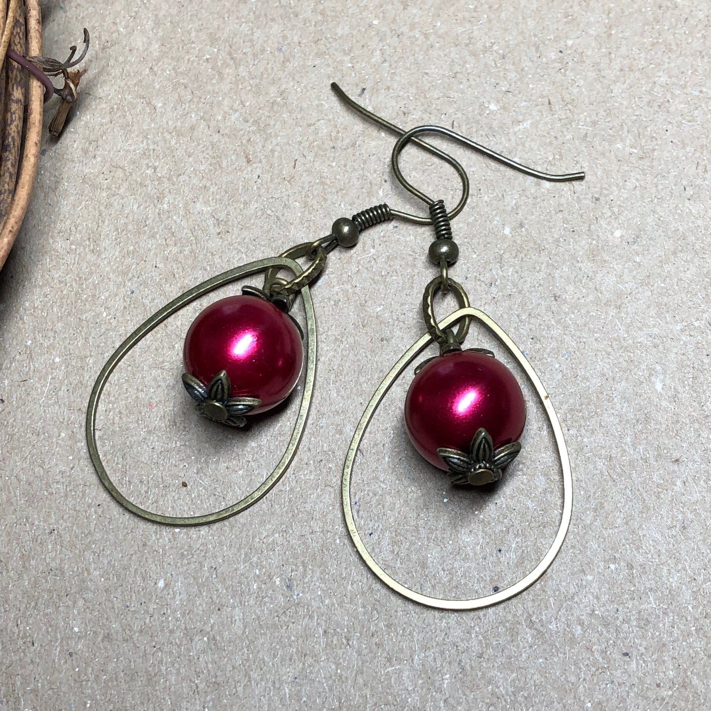 Red pearl bronze hoop earrings