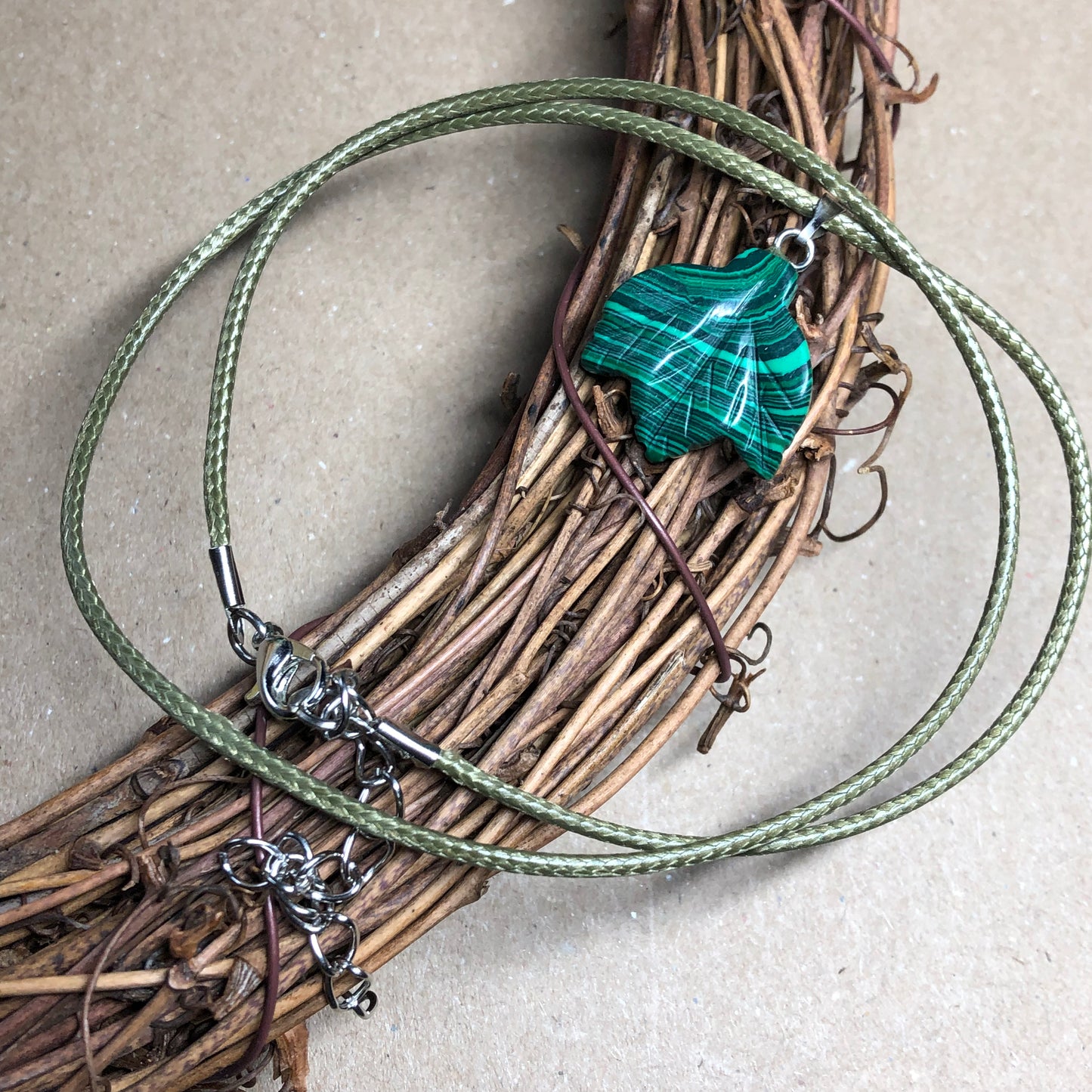 Green cord choker with Malachite leaf