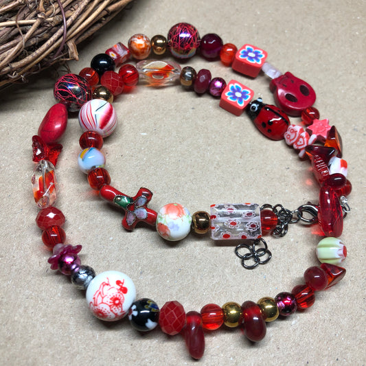 Red mixed glass choker necklace