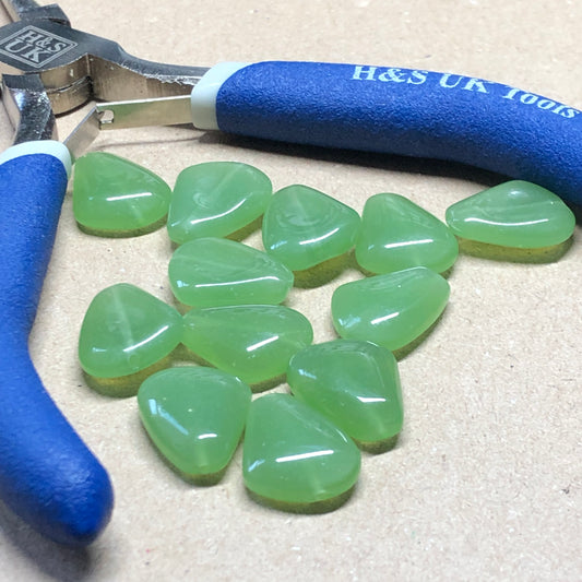 Opaque green peardrop glass beads